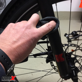 2 x Gabel-Reflektor Motorrad abgerundet rot 90x24mm Rückstrahler Katzenauge Roller Quad selbstklebend E-geprüft